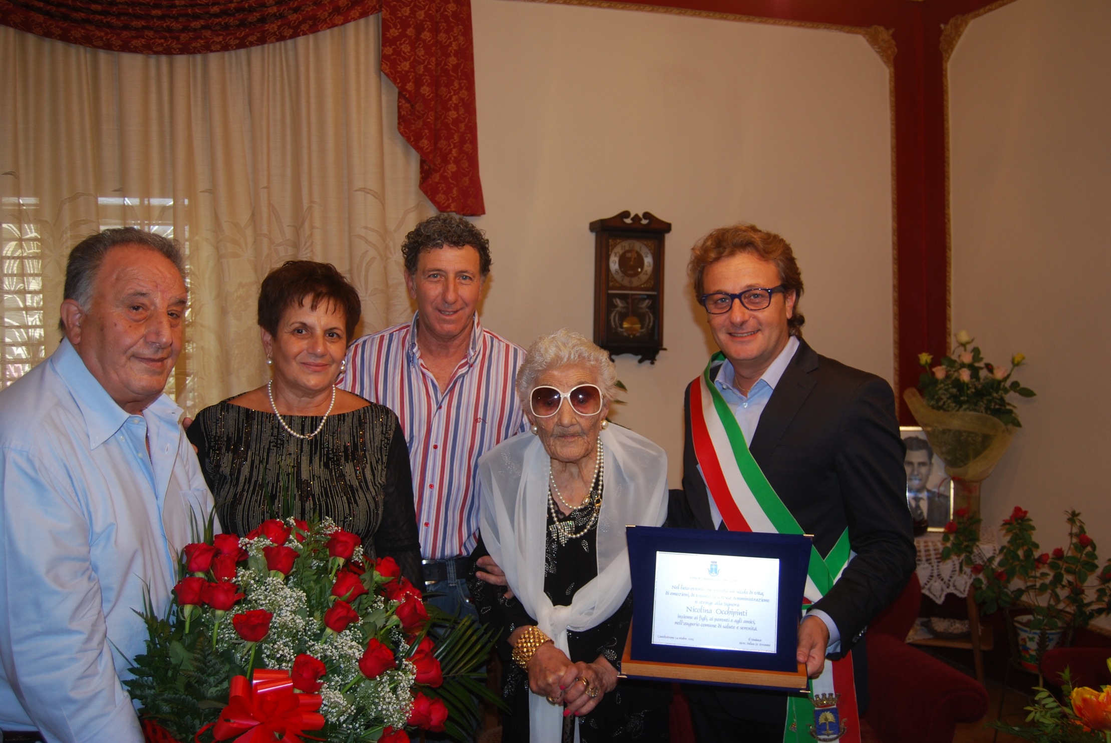 Il Sindaco festeggia i cento anni di Nicolina Occhipinti