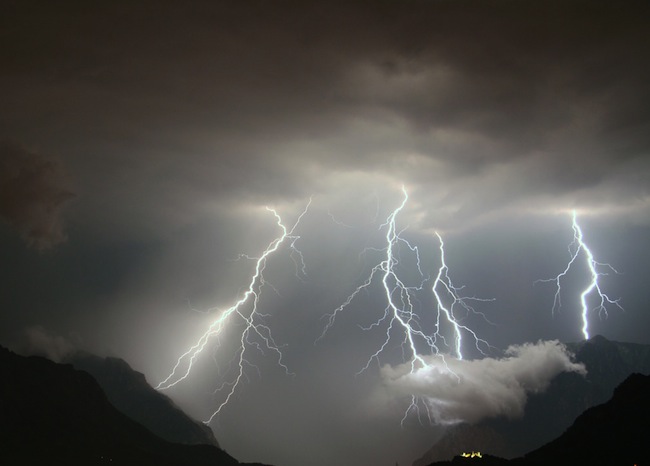 Allerta meteo per le aree Nord-Orientale, versante tirrenico e Centro-Settentrionale, versante tirrenico della Sicilia.