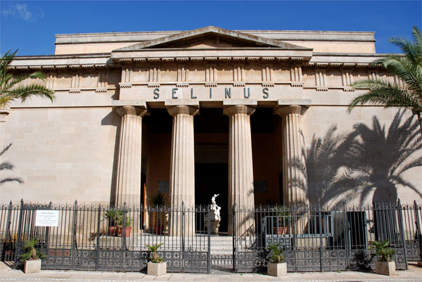 Domani la presentazione della nuova stagione del Teatro Selinus