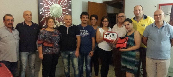 I familiari del defunto Pietro Monte donano un defibrillatore all’Avis di Partanna