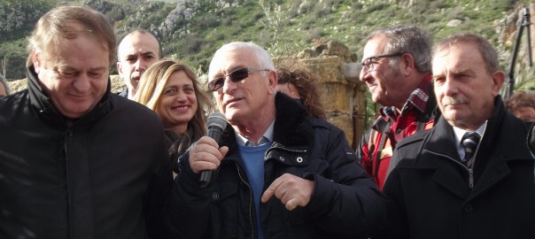 Scopello: inaugurata torre Bennistra. L’edificio circolare, sulla vetta di un cocuzzolo, è stato restaurato e messo in sicurezza