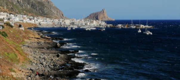 Sottoscritto accordo di collaborazione tra la Prefettura di Trapani ed il comune di Favignana per la primissima accoglienza dei migranti che sbarcano sull’isola di Marettimo.