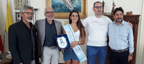 Simona Ingrasciotta, Miss Modella 2019, ricevuta dal sindaco Alfano