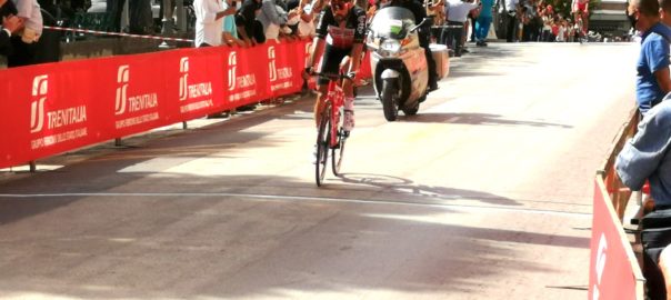 Il belga Thomas De Gendt, nella seconda tappa del Giro d’Italia, vince il GPM di Santa Ninfa e il TV di Partanna