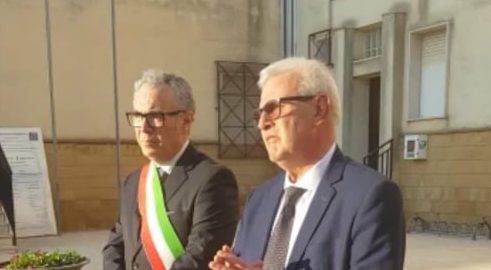 Il saluto del sindaco Catania al Prefetto Ricciardi che lascia Trapani