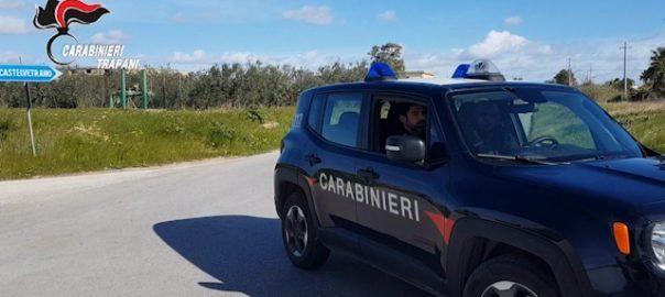 Picchia l’ex moglie, arrestato dai carabinieri