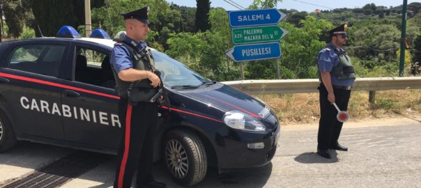 Arrestato dai Carabinieri un meccanico per officina non autorizzata e furto di energia elettrica