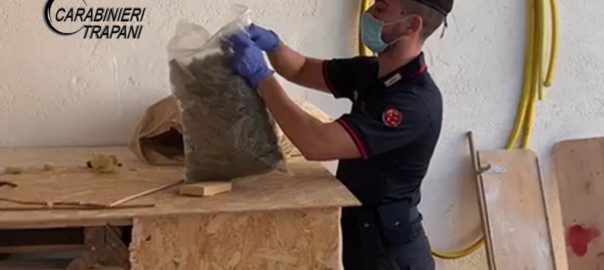 55enne con 5 kg di marijuana in casa: arrestato dai carabinieri per spaccio