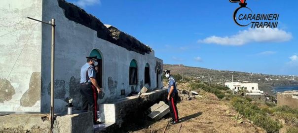 Attività di soccorso e conta dei danni da parte dei carabinieri dell’isola