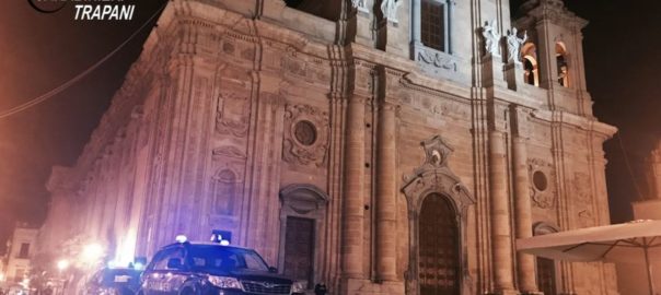 Evade dai domiciliari: dopo poche ore arrestato dai carabinieri e condotto in carcere