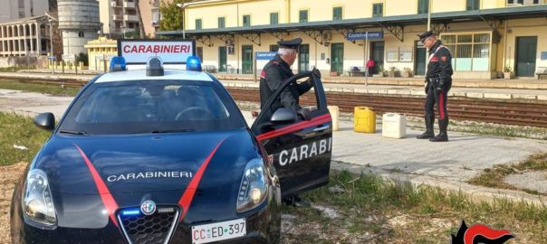 Caro carburante: sempre più interventi dei carabinieri per il furto del combustibile dai mezzi