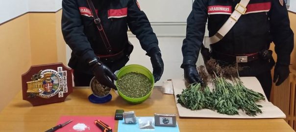 Coppia arrestata dai carabinieri per stupefacenti