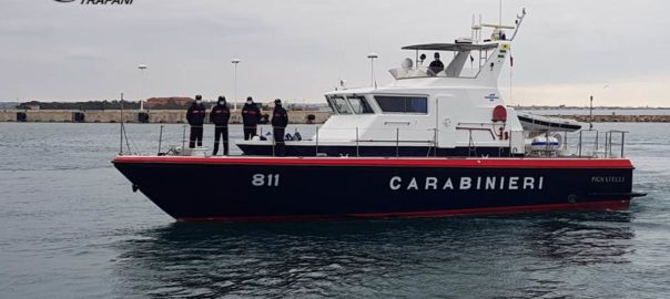 Rinvenuti 30 kg di pesce non tracciato: multe e sequestri dei carabinieri