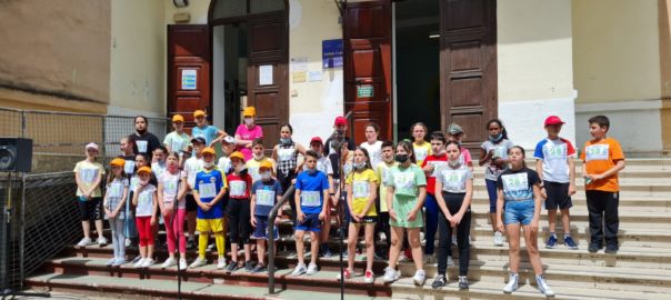 Sport e solidarietà: gli alunni dell’I. C Radice Pappalardo protagonisti della “Corsa contro la fame 2022”