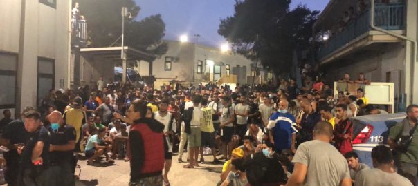 Migranti: sbarchi a Lampedusa prevedibili, istituzioni impreparate