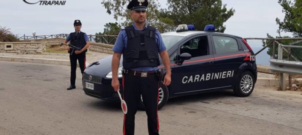 Spaccio di droga. Un arresto e una denuncia dei Carabinieri