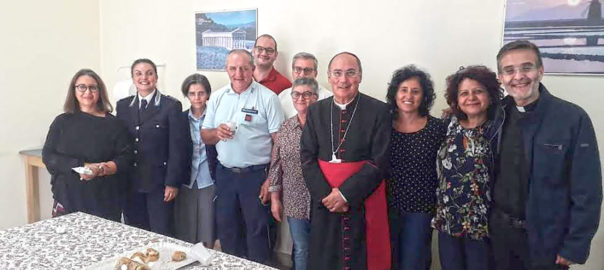 Il Vescovo Giurdanella celebra la sua prima messa al Carcere di Castelvetrano