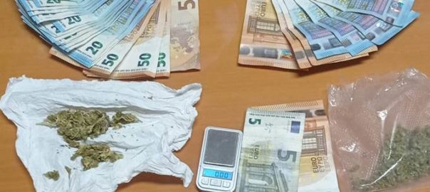 Vasta operazione repressiva dei Carabinieri contro furti e droga. Scovato bazar di merce rubata