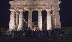 Il presepe vivente di Custonaci tra le colonne del Tempio di Segesta. Prime due serate con centinaia di visitatori