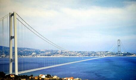 Polemiche sulla realizzazione del Ponte sullo Stretto di Messina