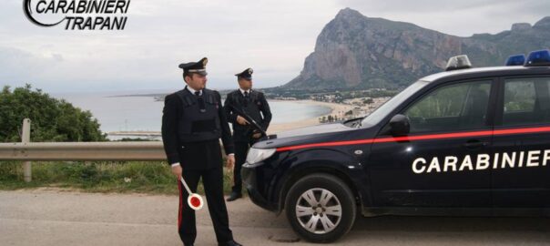 Oltraggia ed aggredisce a morsi i Carabinieri. Arrestata donna straniera