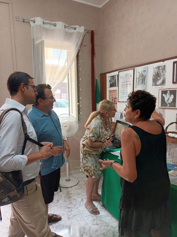 Isola delle Femmine, continua la visita di turisti americani alla Casa Museo dedicata a Joe Di Maggio