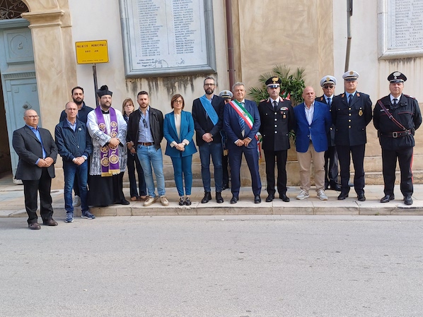 Cerimonia di commemorazione del Giorno dell’Unità Nazionale e Giornata delle Forze Armate