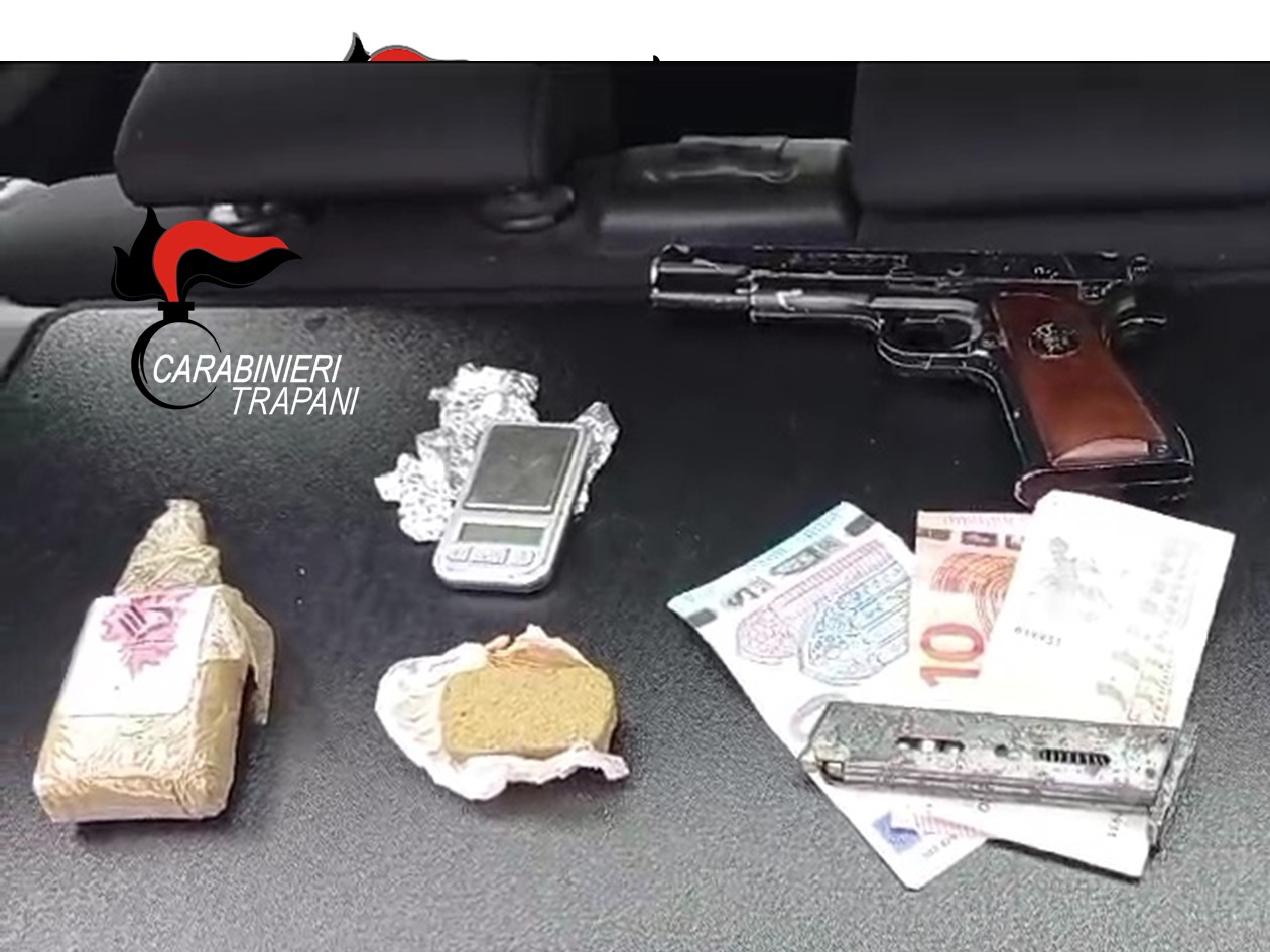 Armi, munizioni e droga in comunità: arrestato un ospite del centro