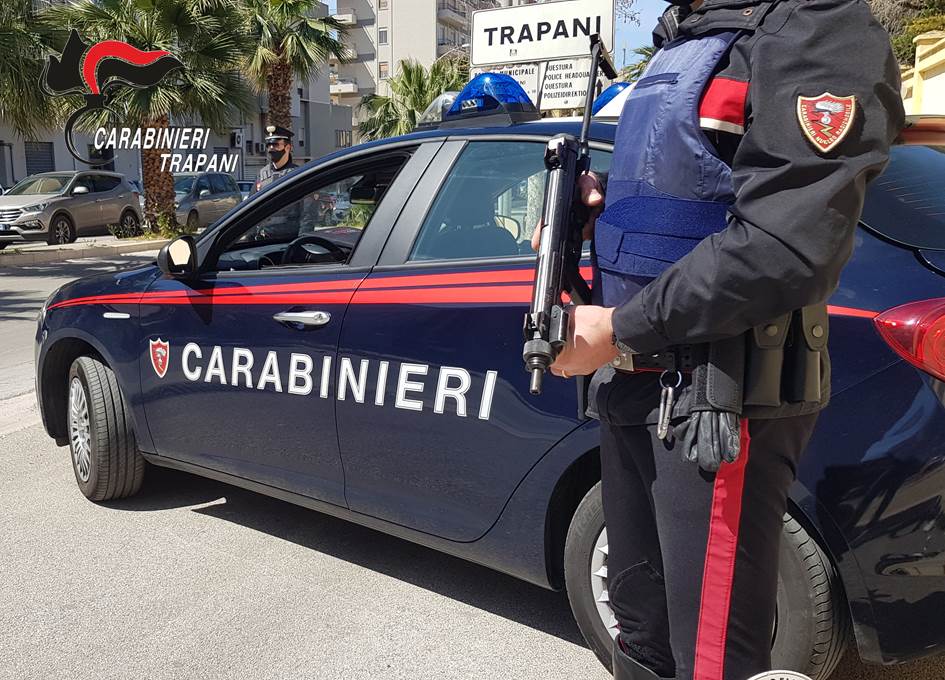Non si ferma all’alt dei Carabinieri. Arrestato pregiudicato 45enne