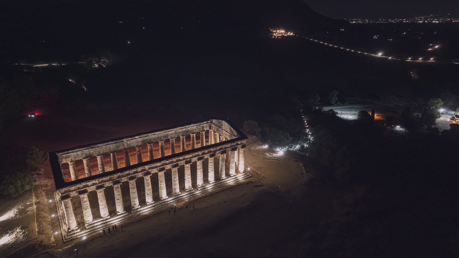 Parco archeologico di Segesta, Sabato 17 maggio: Notte dei musei. Apertura serale e ingresso 1 euro