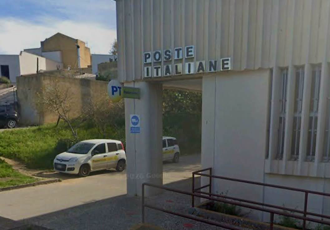 Partanna, ultimati in anticipo i lavori all’ufficio postale dopo le proteste del sindaco Li Vigni