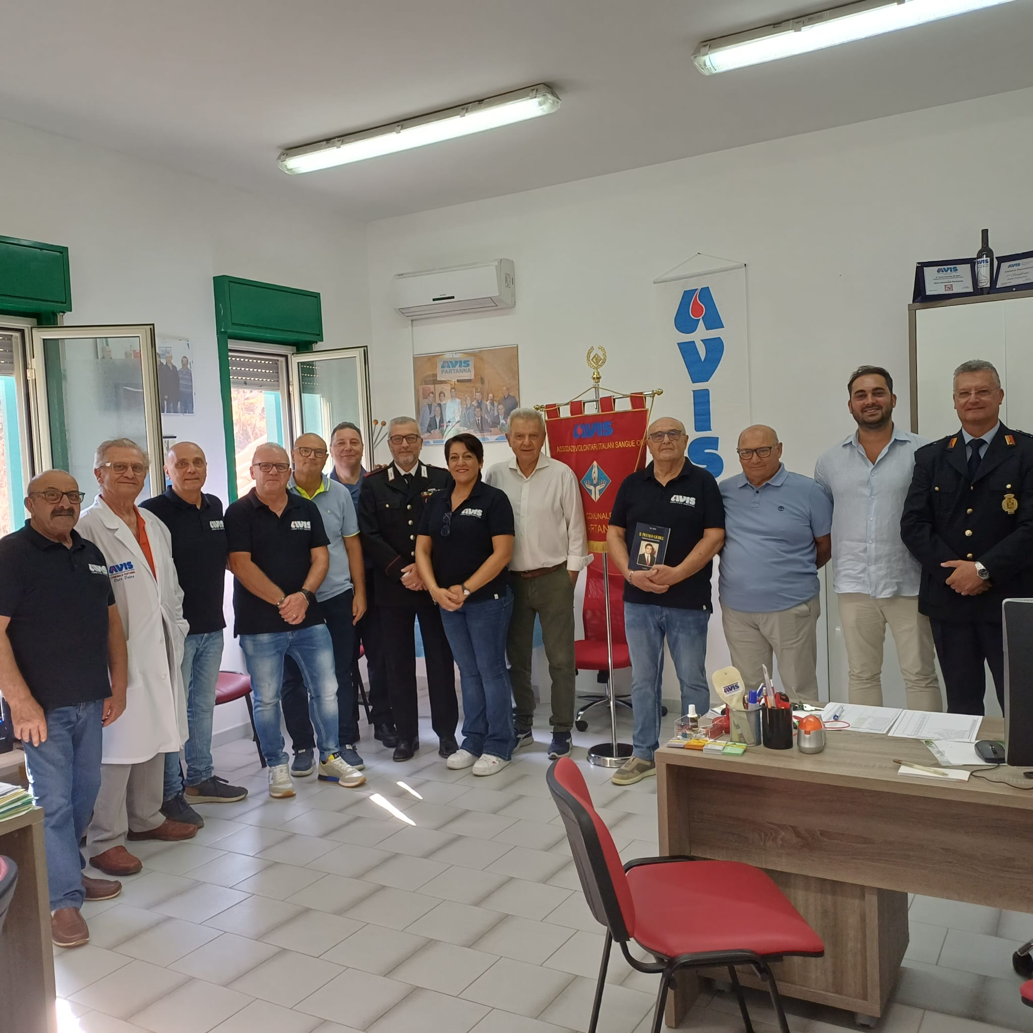 Autorità cittadine e dell’Avis locale presenti alla donazione straordinaria in memoria del giudice Rosario Livatino